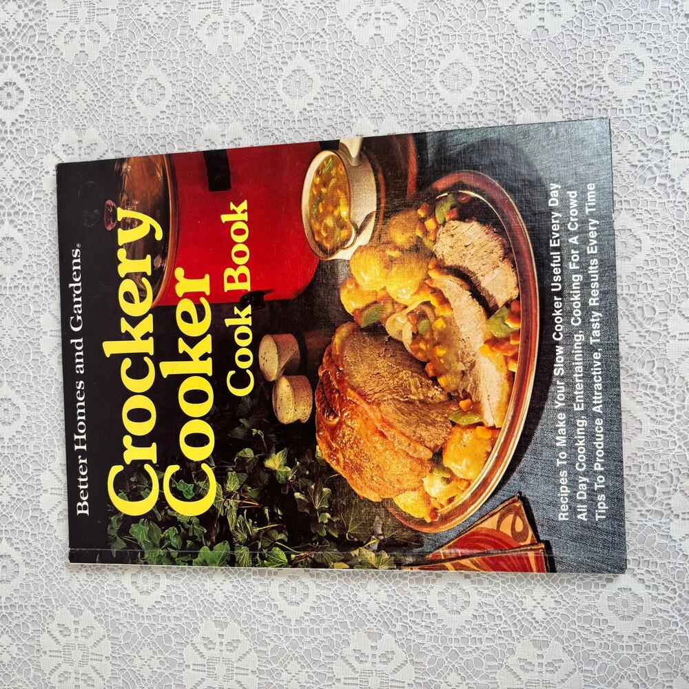 Vintage 1976 Better Homes & Gardens Crockery Cooker Cookbook Hardcover